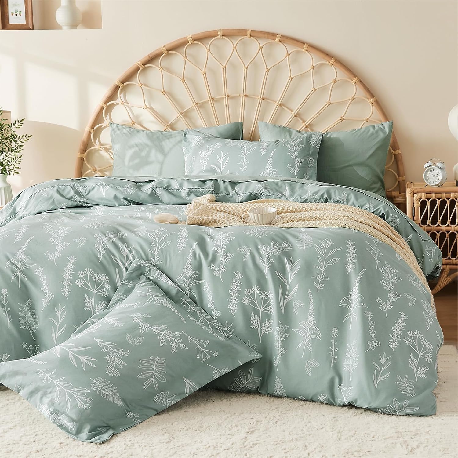 Green Floral Double-Sided Duvet Cover Set (3-Piece) - Extra Large Size
